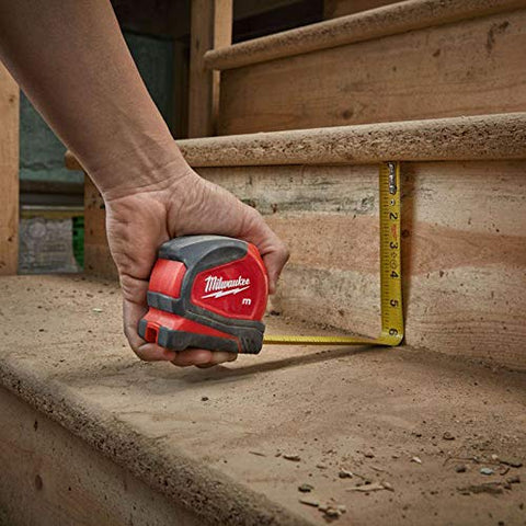 Milwaukee Pro Compact Tape Measure C5-16/25 brand badge close-up