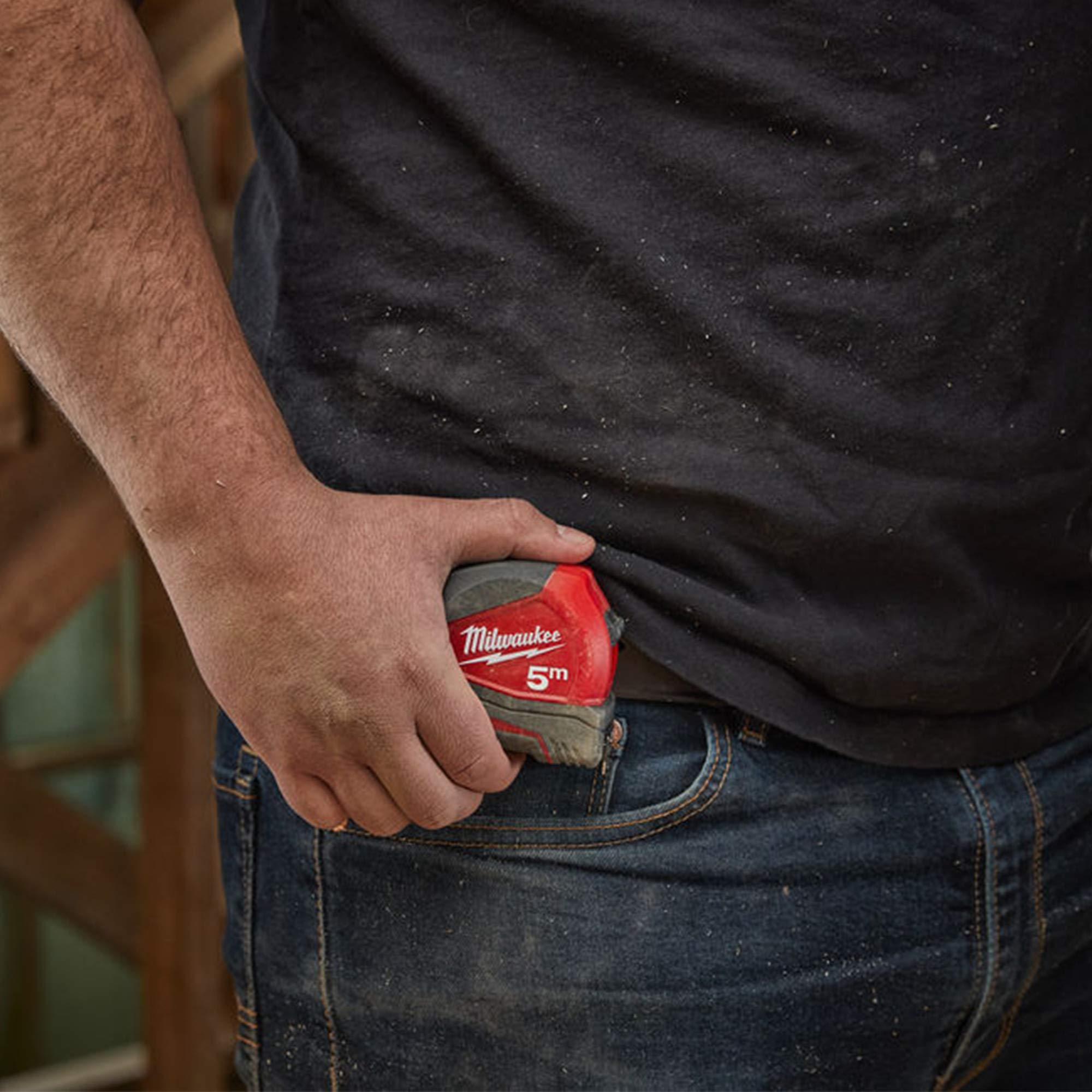 Milwaukee Pro Compact Tape Measure C5-16/25 durable blade edge for precise readings