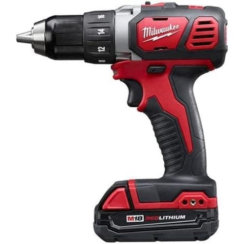 Milwaukee Redlithium 1.5Ah battery visual, offering extended runtime on projects.