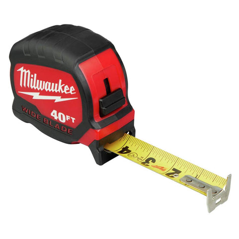 Milwaukee Tape Measure Wide large numerals for easy visibility.