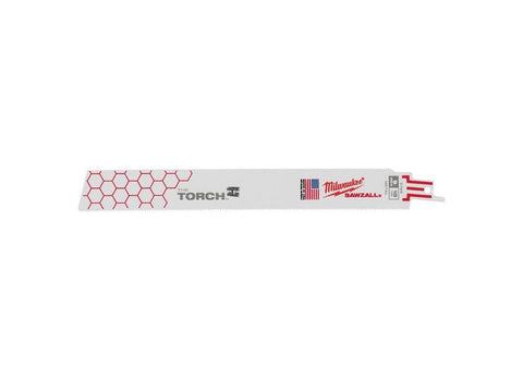 Milwaukee TORCH 9-inch blade with straight back design enables precise cuts.