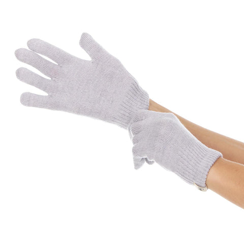 Minus33 Merino Wool Glove Liner supporting three-season wear during activities.