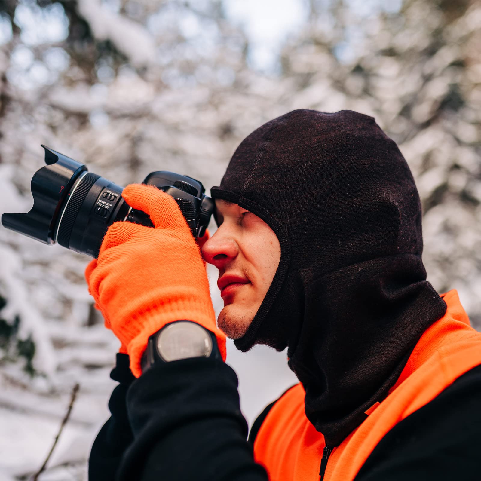 Minus33 Merino glove liner provides durable fit with stretch nylon and elastic.
