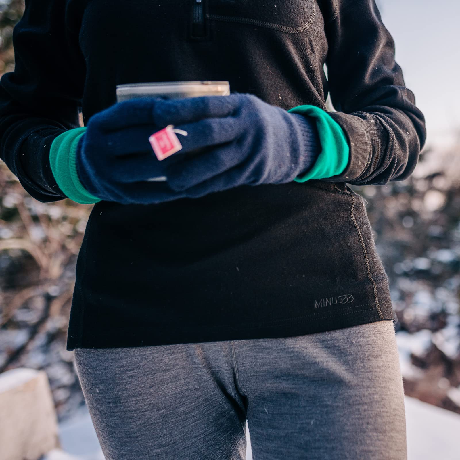 Size small tag on Minus33 liner indicating precise fit for cold days