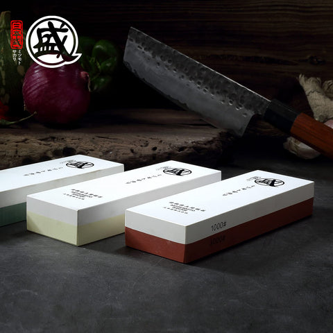 MITSUMOTO SAKARI wooden base with rubber bottom for grip.