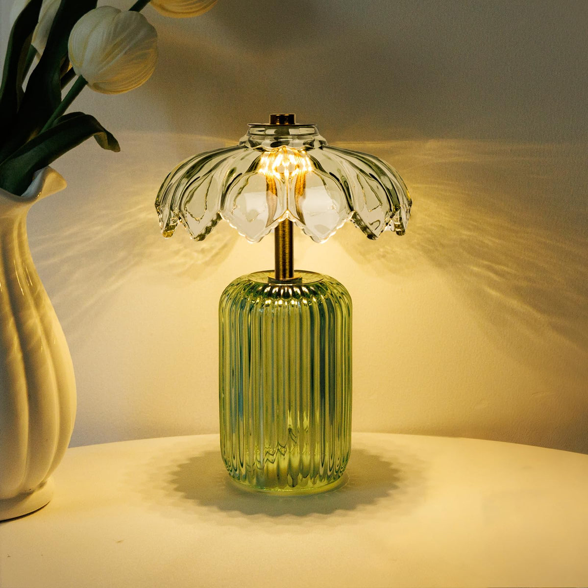 MJ PREMIER cordless lamp with crystal flower shade for cozy bedroom lighting
