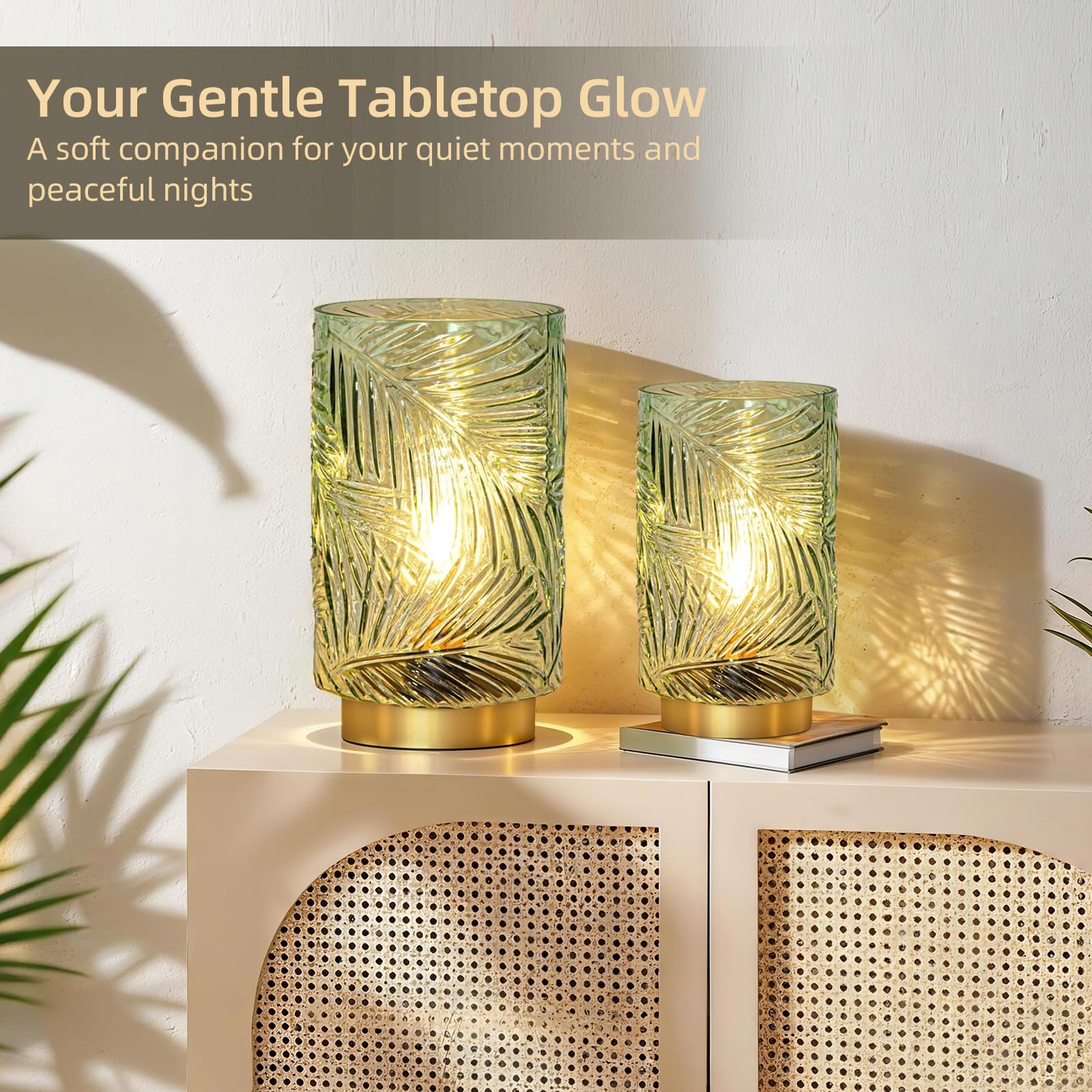 Cordless MJ PREMIER table lamp for versatile placement.