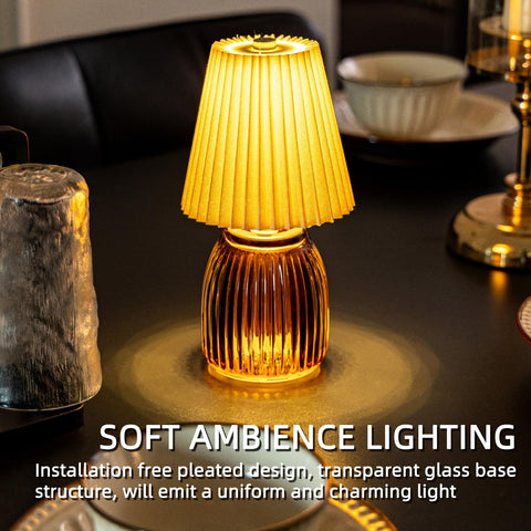 MJ PREMIER cordless table lamp with timer saves energy and sets mood