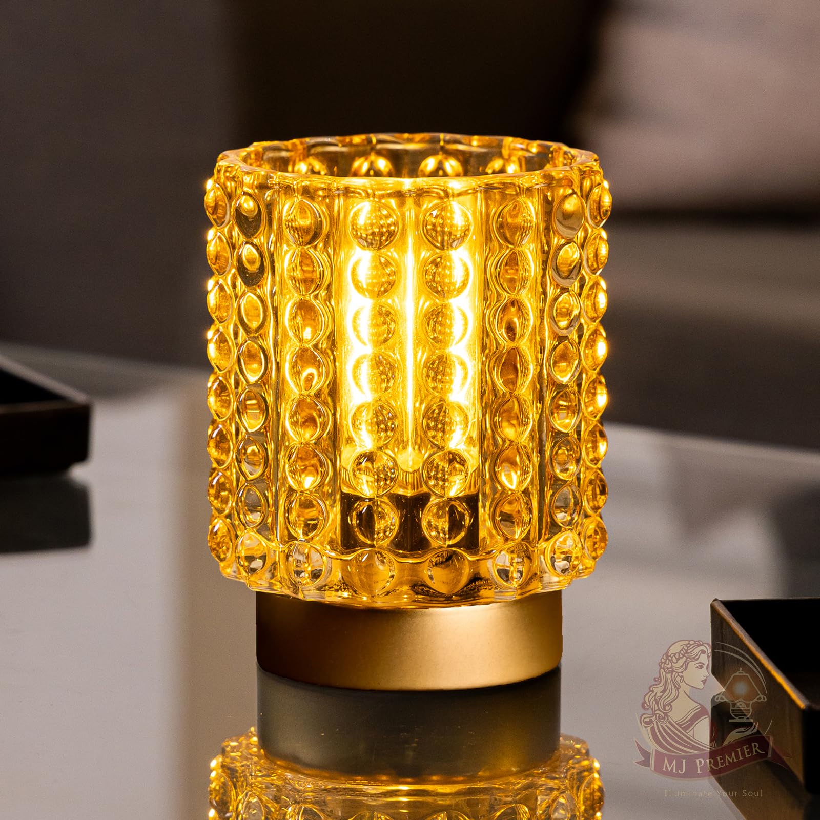 MJ PREMIER patio and corner lamp yellow-friendly décor with soft light.