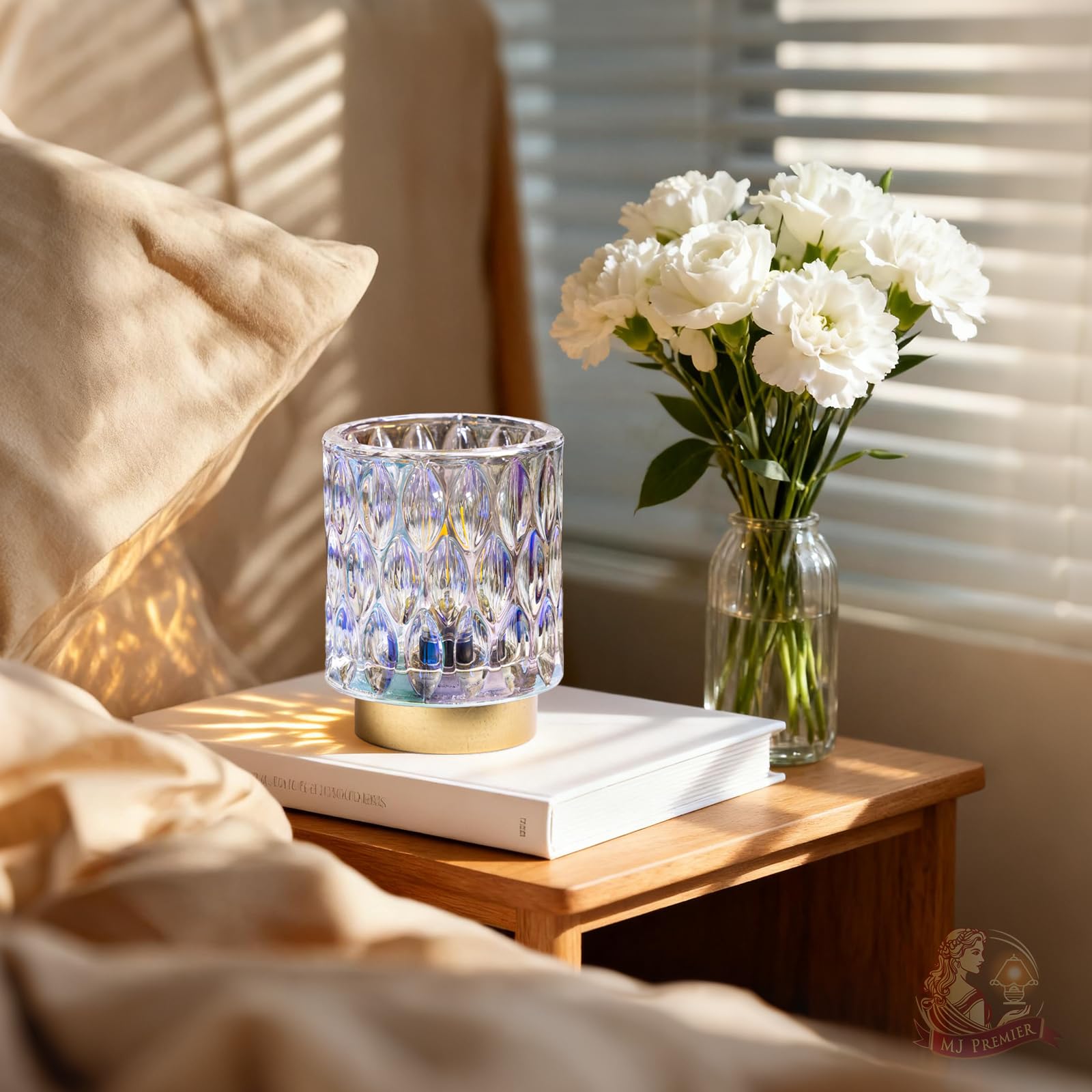 MJ PREMIER Pearl mini lamp with included LED bulb ready to illuminate