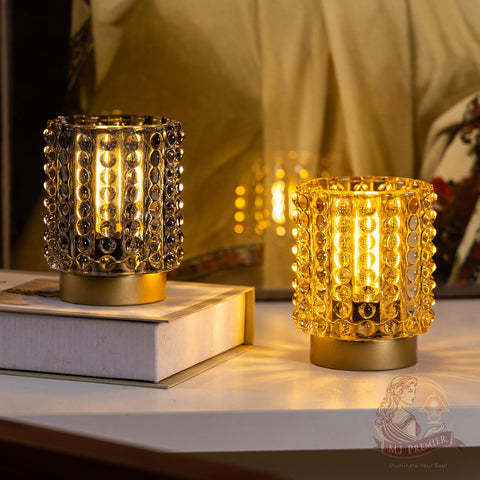 MJ PREMIER timer lamp in yellow offers hands-off ambience for evenings.