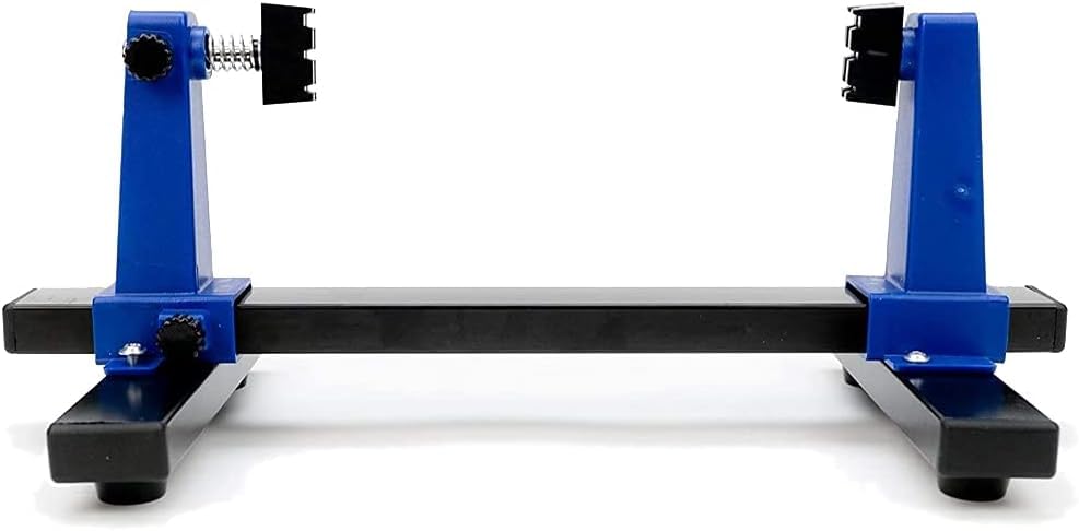 MMOBIEL holder shows 30 cm length and 20 cm opening for boards