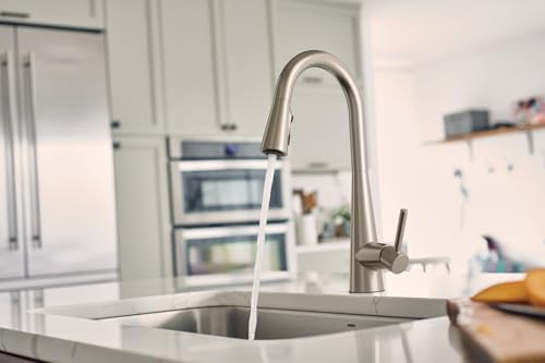 Moen Sleek easy-clean surface resists smudges and streaks.
