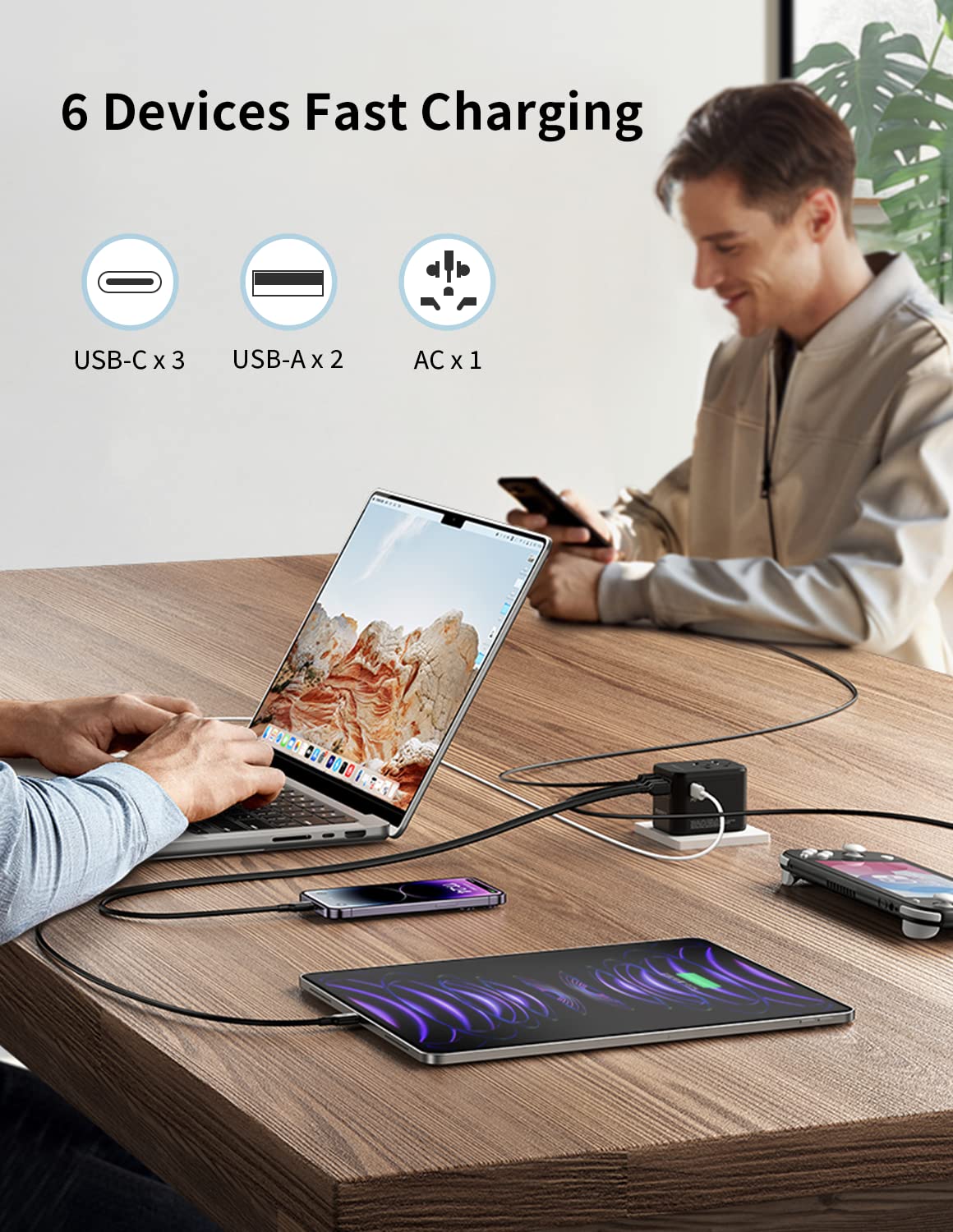 PD 35W port enables fast device charging.