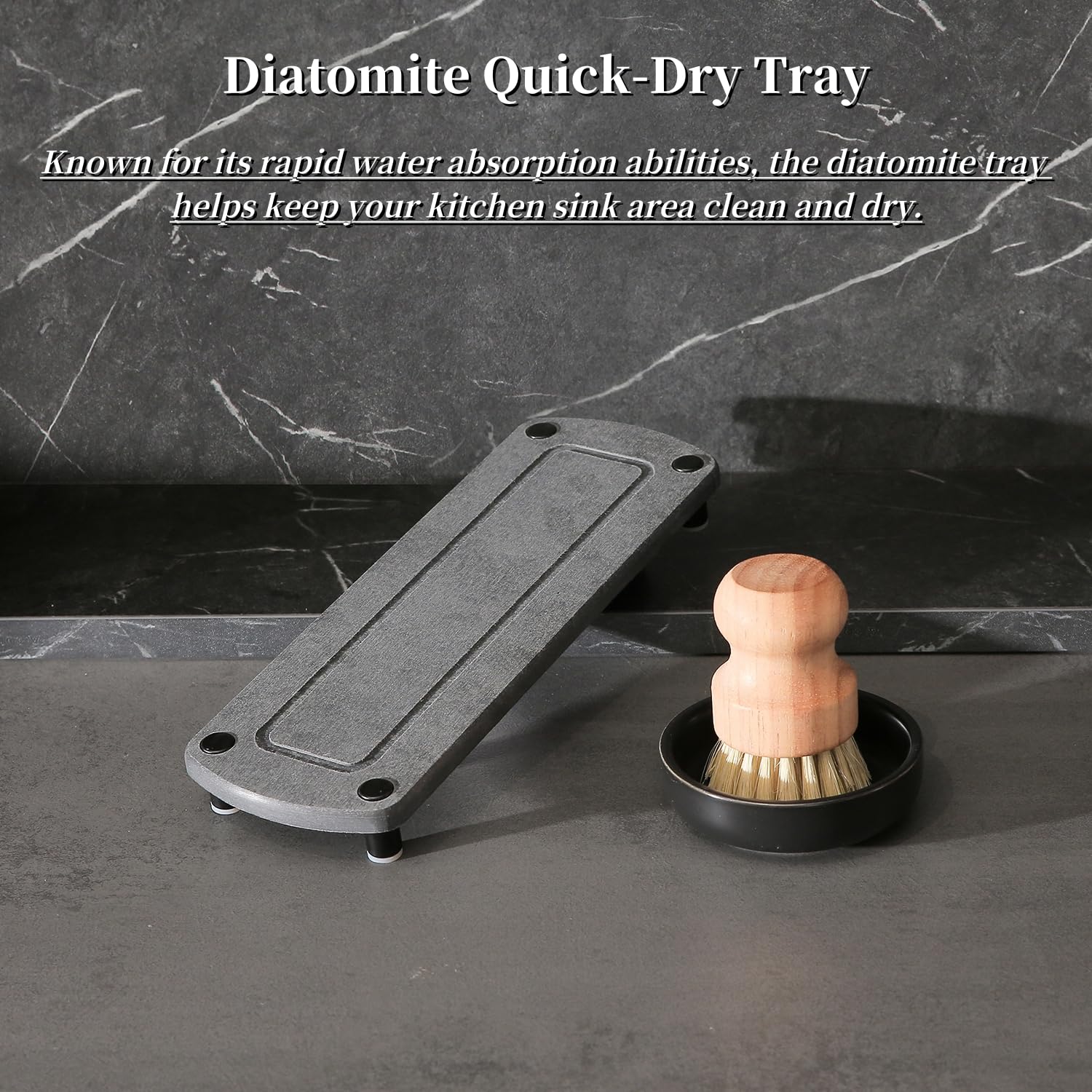 MOMEEMO ceramic brush holder keeps tools organized.