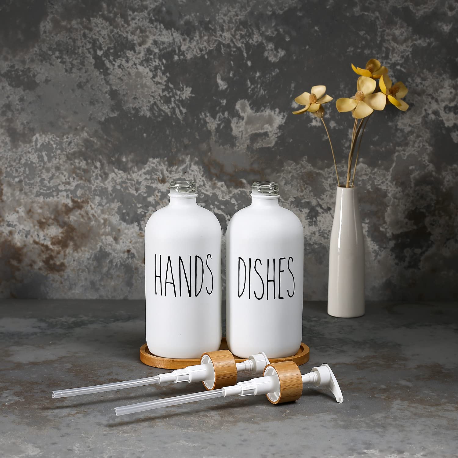 MOMEEMO farmhouse kitchen decor enhances counters with rustic charm.