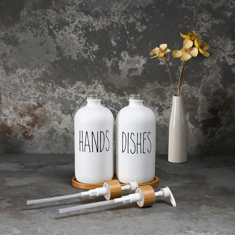MOMEEMO farmhouse kitchen decor enhances counters with rustic charm.