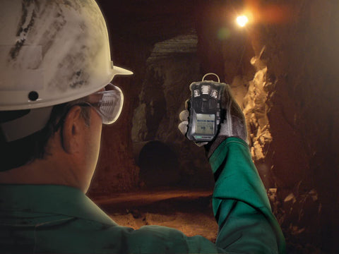 MSA Altair 4XR rugged armor and IP68 durability in tough conditions