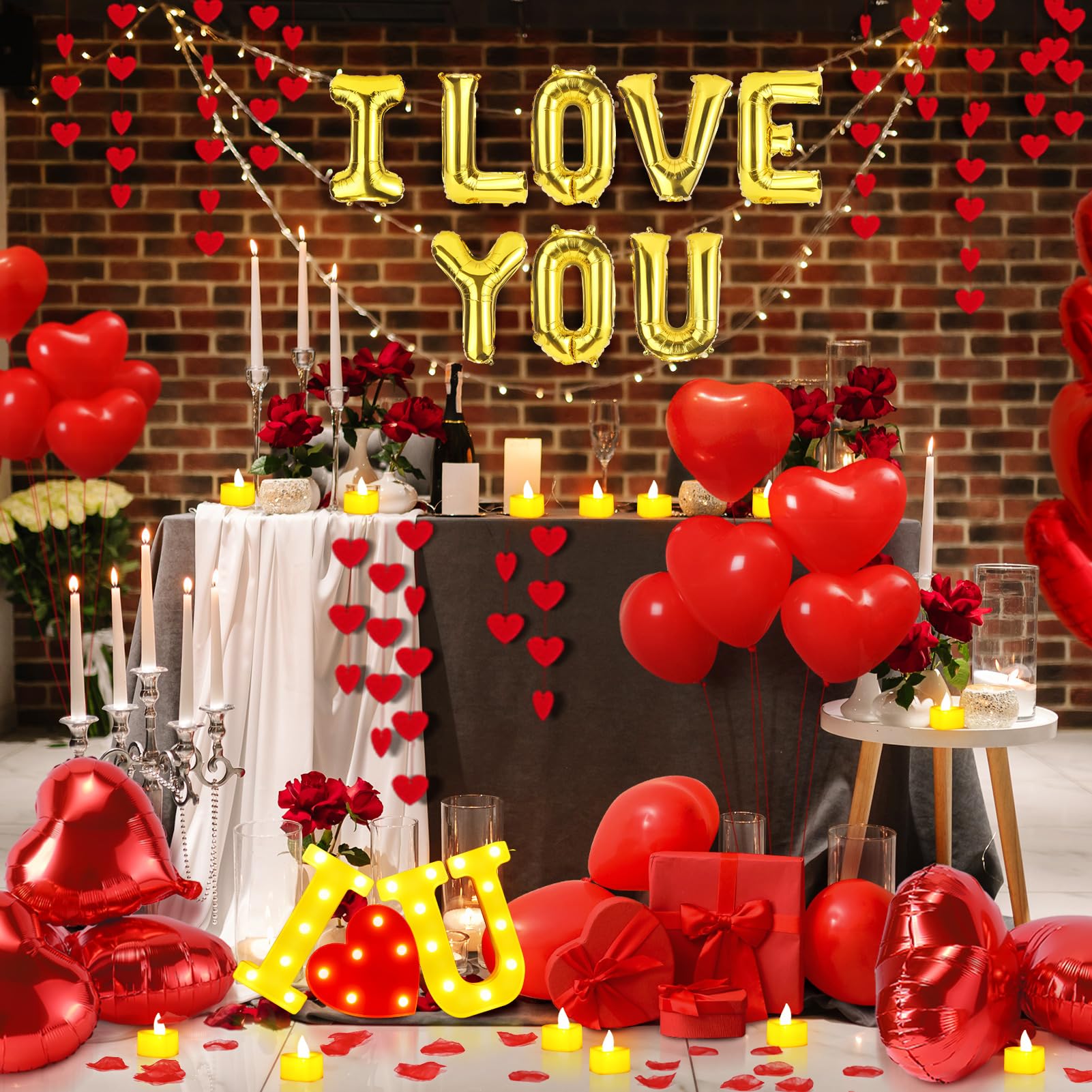 MUDEREK heart-shaped latex balloons fill the room with soft color