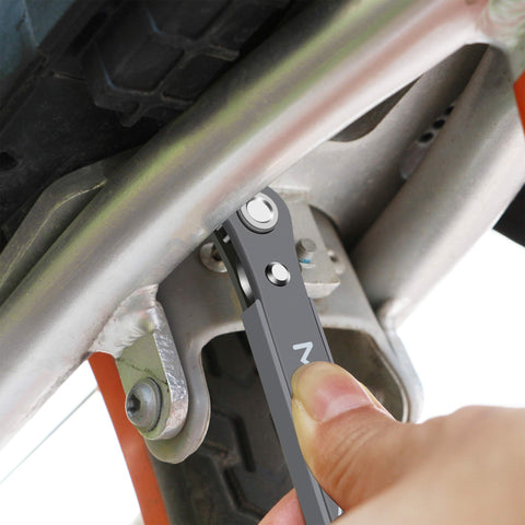 MULWARK EDC tool suitable for DIY repairs and professional tasks.