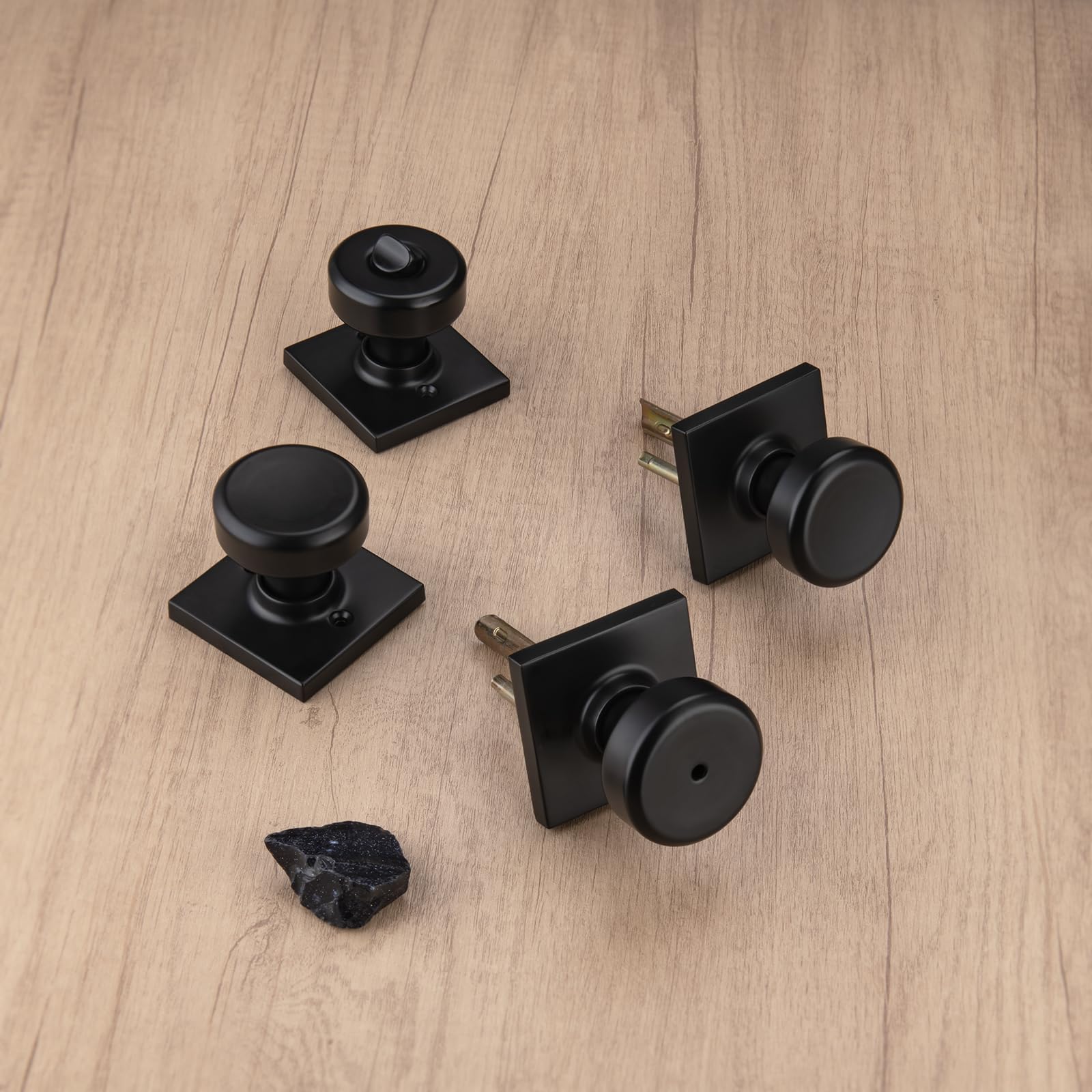 NCSEN 15-minute installation and reversible knob for left or right doors.