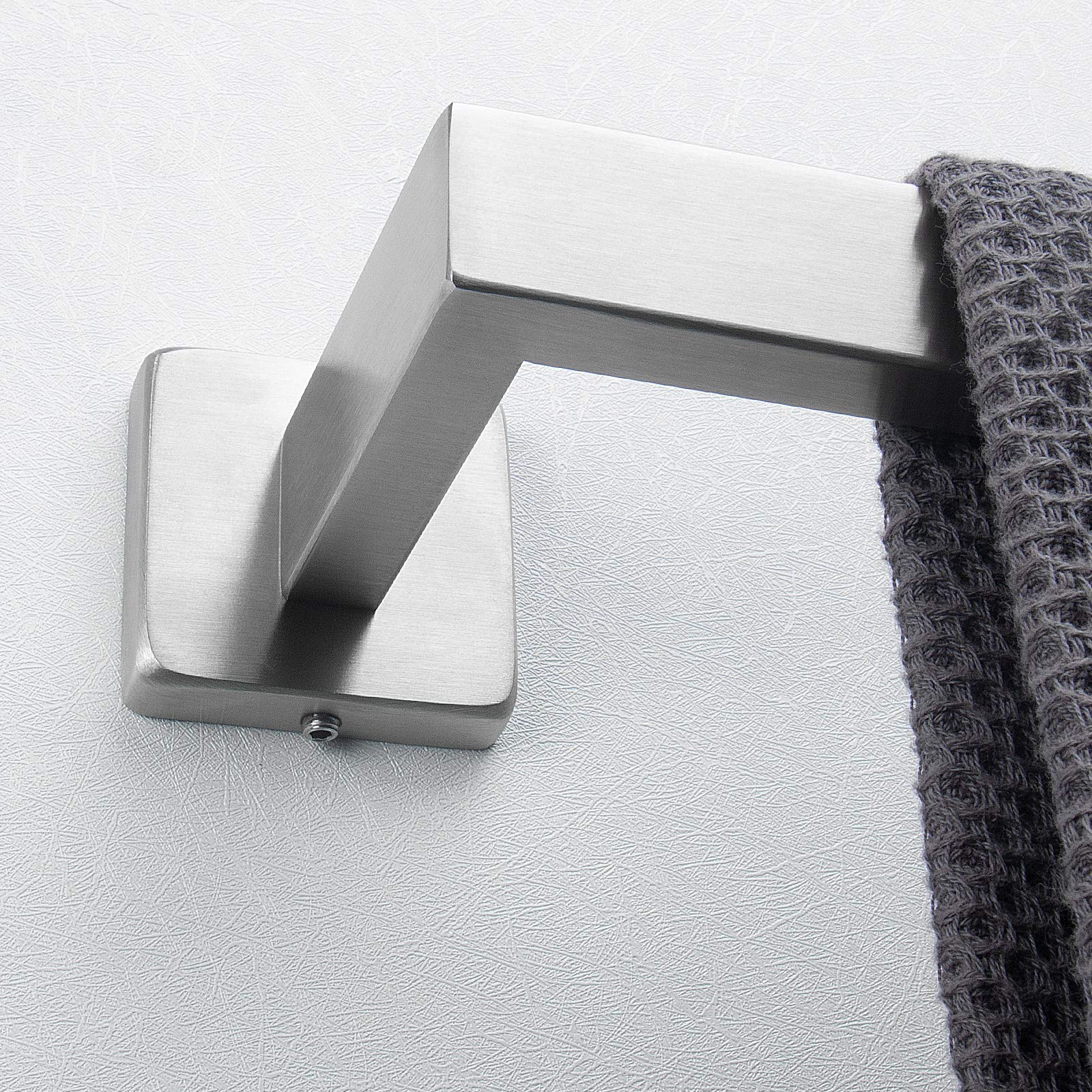 NearMoon 24inch towel bar supports daily use with reliable weight capacity