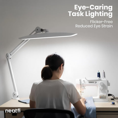 Neatfi XL lamp dimmable with four levels for adjustable brightness.