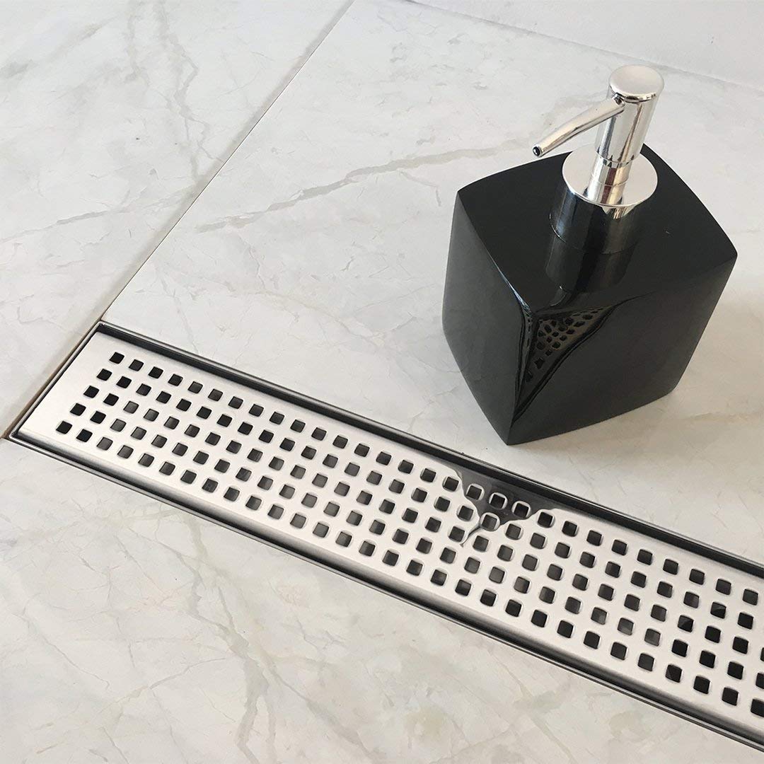 Leveling feet on Neodrain ensuring precise, flat installation