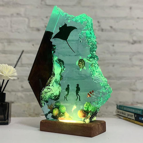 Nice Hera USB-powered ocean light creates ambient bedroom mood.