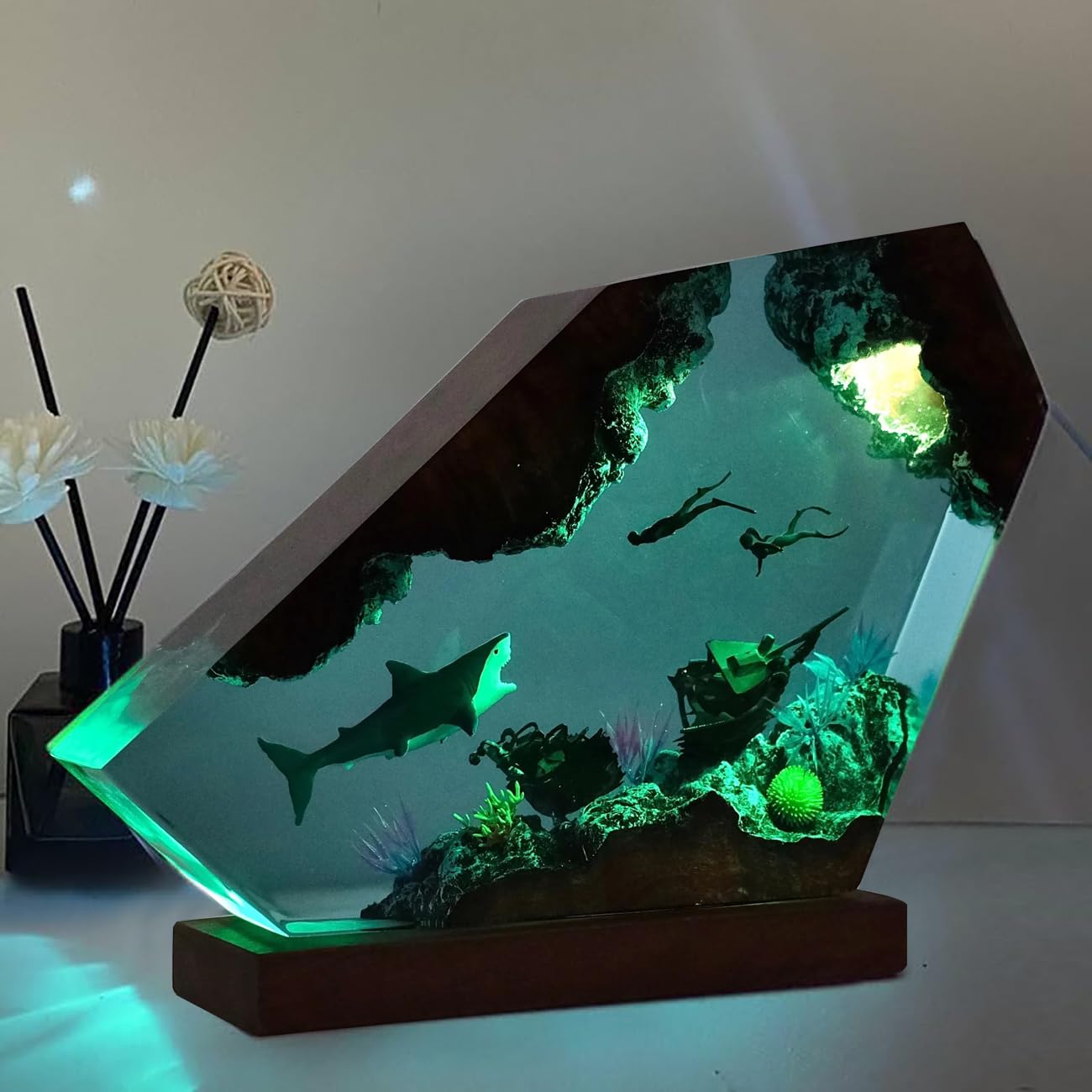 NICE HERA shark ocean resin lamp kids room night glow.