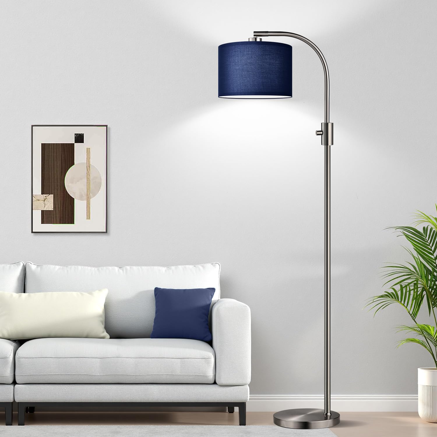 Nintiue lamp head rotates for precise light direction