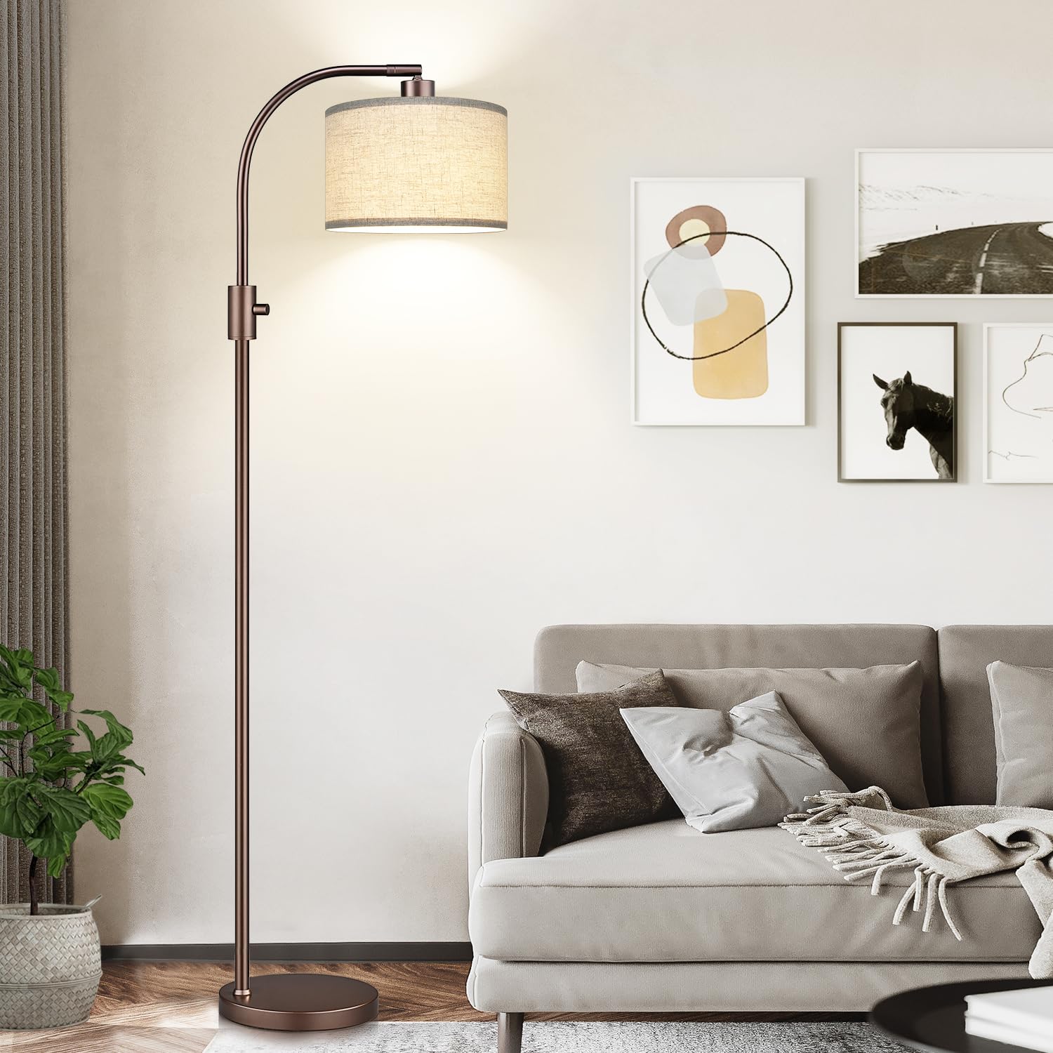 Nintiue corner-friendly design fits tight spaces in living rooms.