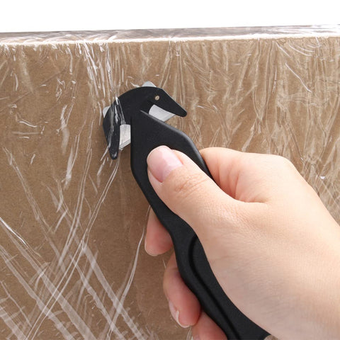 Nova Safety Cutter Tool bulk-pack design reduces loose blades and clutter.