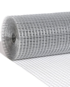 Nueve Deer half-inch mesh roll ready for versatile fencing projects