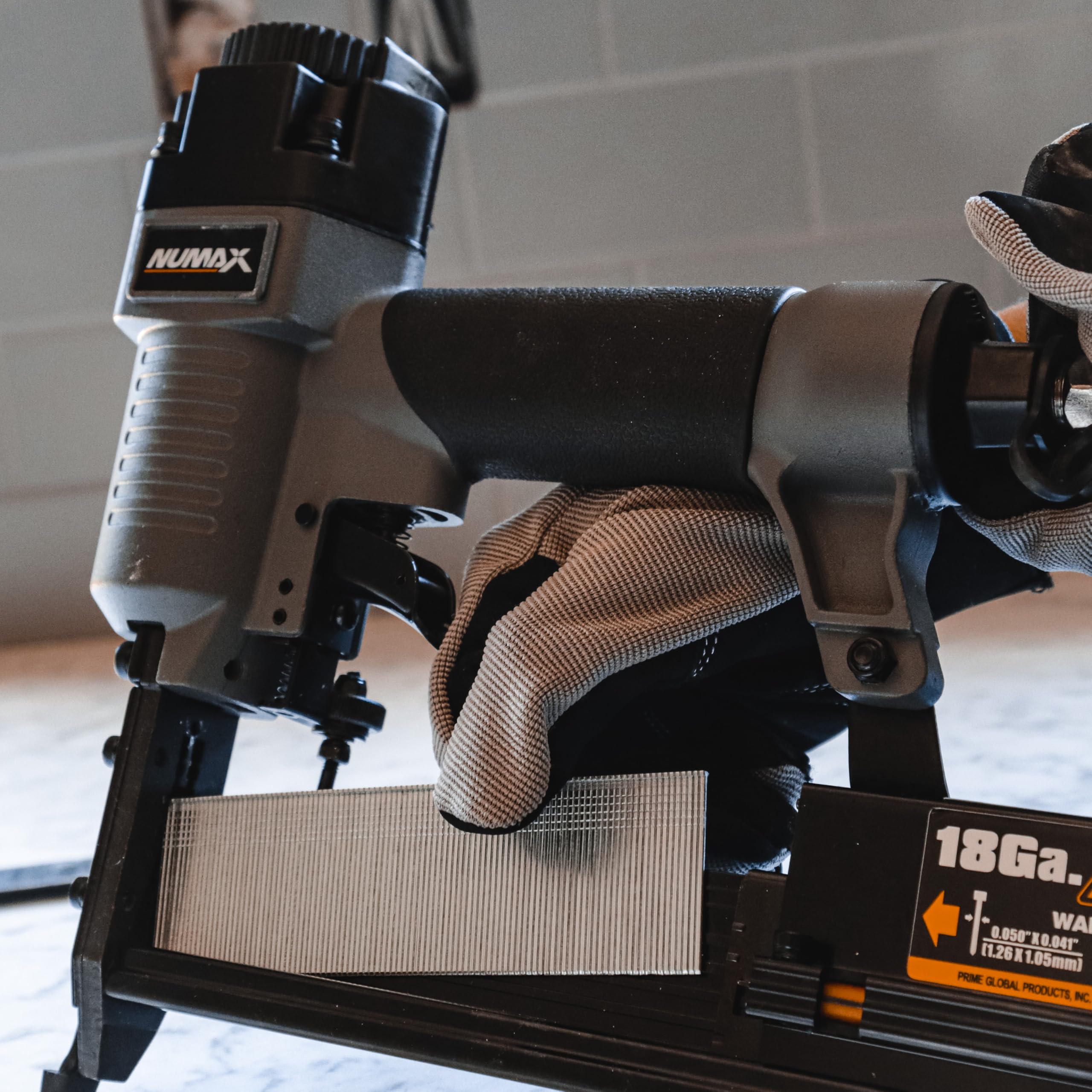 NuMax SL31 reload indicator showing remaining fasteners