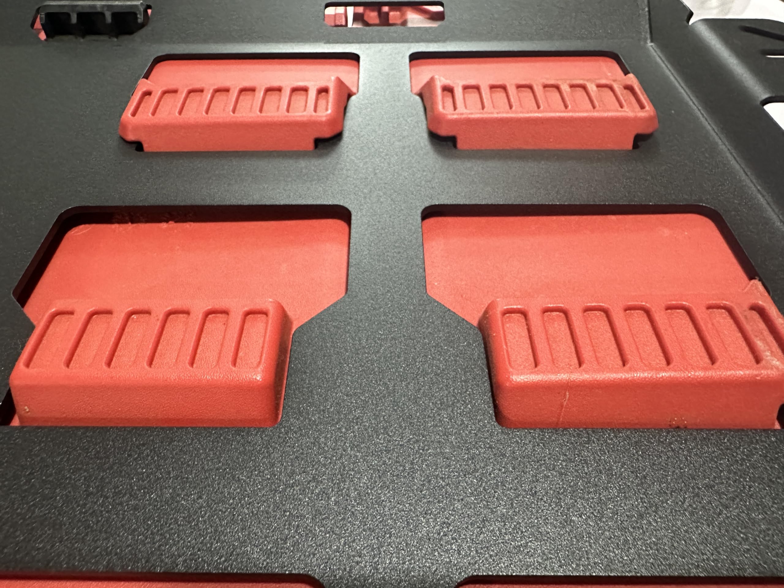 NyVoozy Milwaukee toolbox mounting plate integrated with Packout system