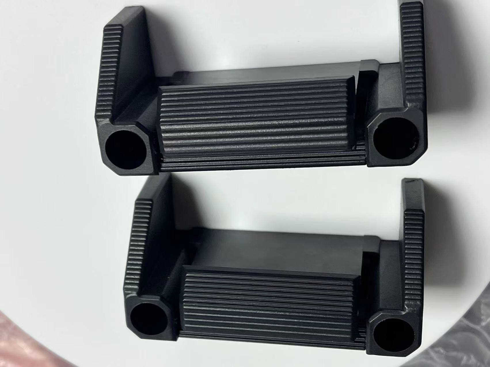 NyVoozy satisfaction-backed storage solution boosts workspace efficiency.