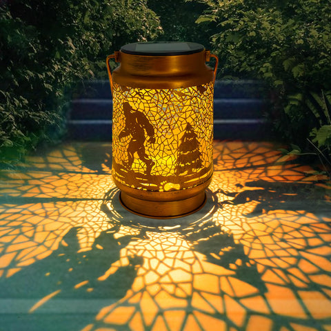 OFEWPAGA IP65 waterproof lantern withstands rain and snow