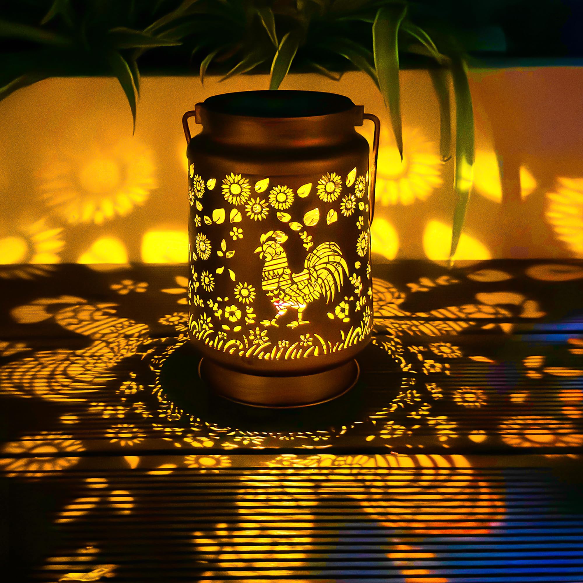 OFEWPAGA tabletop chicken lantern offers versatile yard lighting.