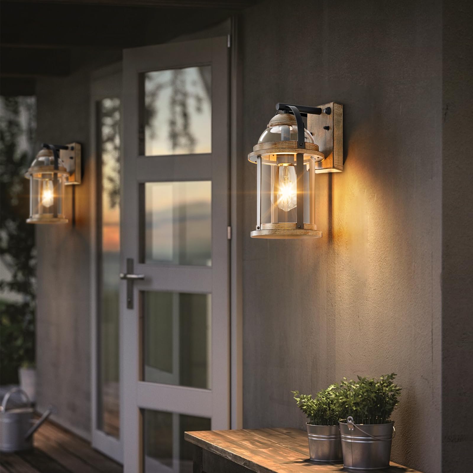 OKELI IP65 weatherproof outdoor light suitable for year-round use