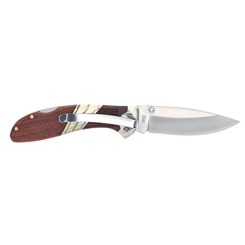 Old Timer 31OT knife with ambidextrous studs for quick access.