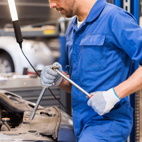 Olsa Tools professional-grade setup suggest reliable performance for mechanics.
