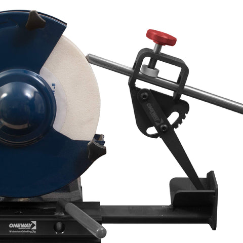 Oneway Wolverine Vari-Grind demonstrates roll and swing motion for consistent grinds.