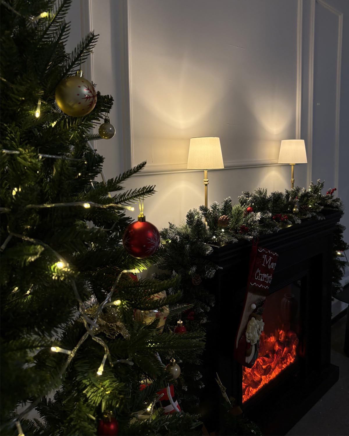 ONEWISH cordless lamp suited for outdoors and indoors