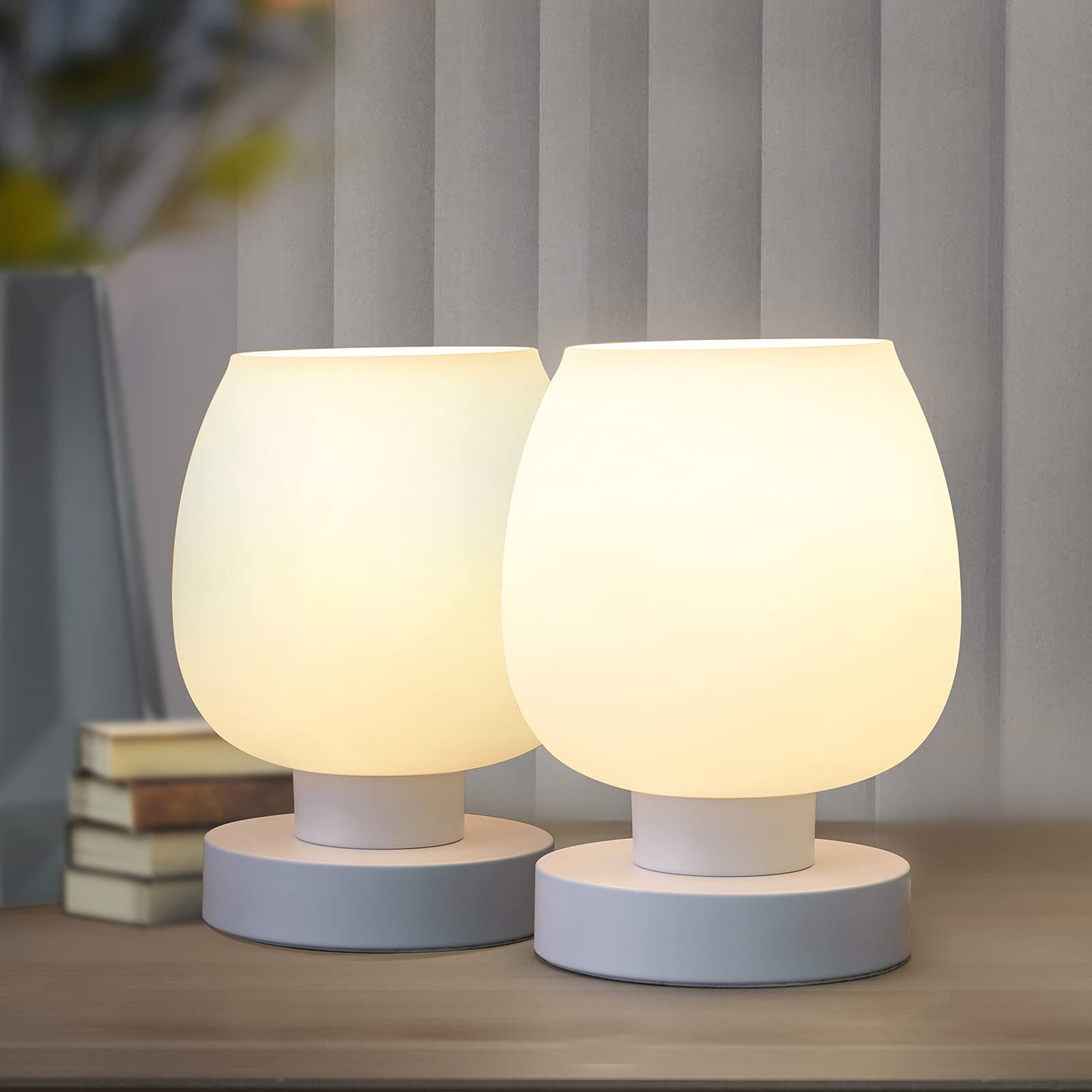 ONEWISH living room nightstand lamp offers cozy soft illumination