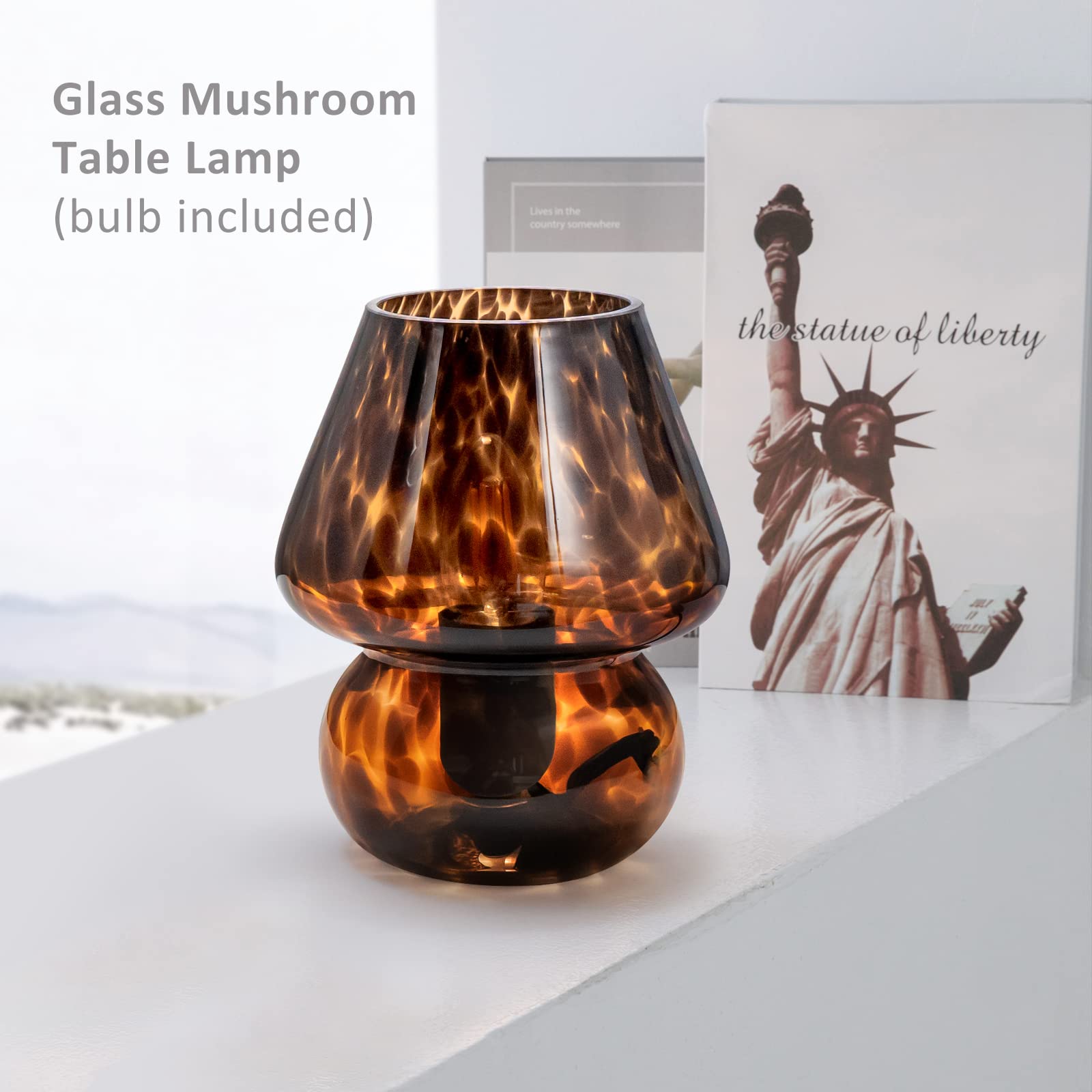 ONEWISH Murano-inspired mushroom lamp emits soft ambient light in black
