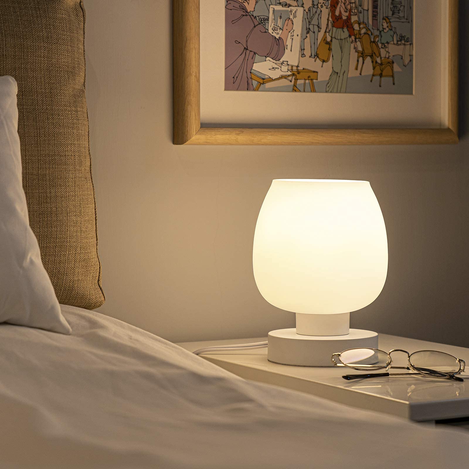 ONEWISH Touch bedside lamp on nightstand, ideal for reading tasks.