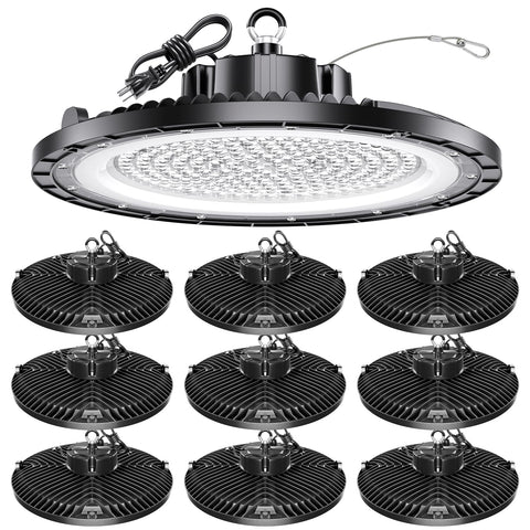 ONLYLUX UFO high bay light 200W for energy-efficient garage lighting.