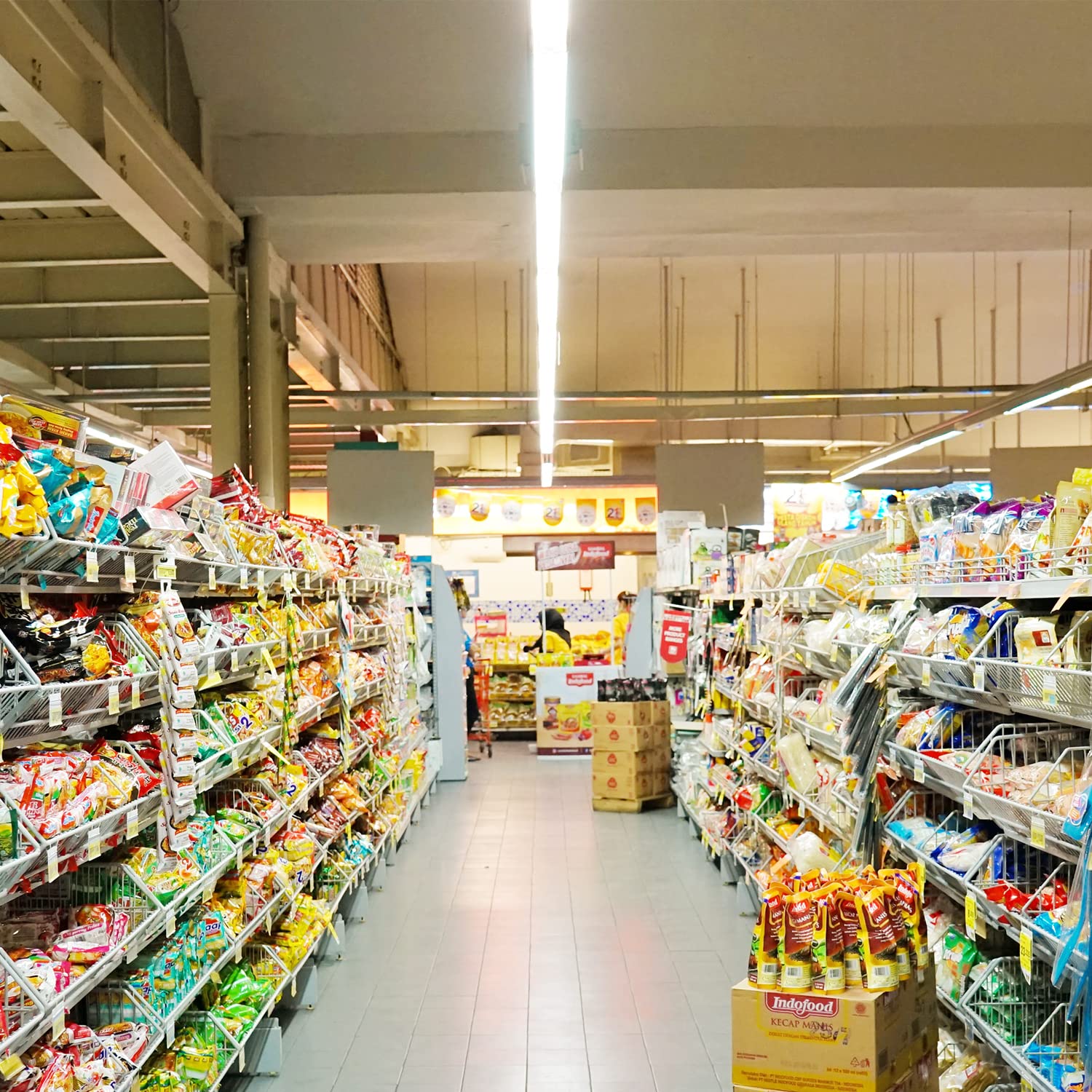 OOOLED garage workspace lighting offering wide coverage for better task lighting.