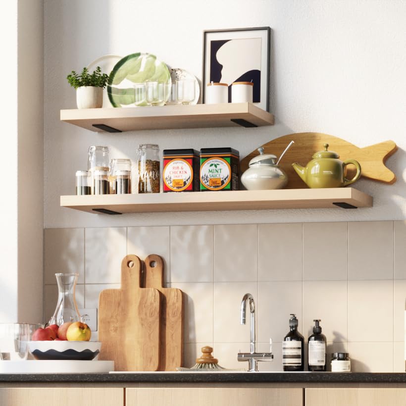 Orbeto powder-coated finish resists moisture for long-lasting display.